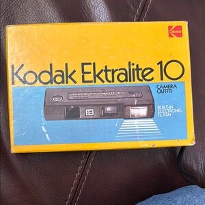 Kodak Ektralite 10 Camera Outfit